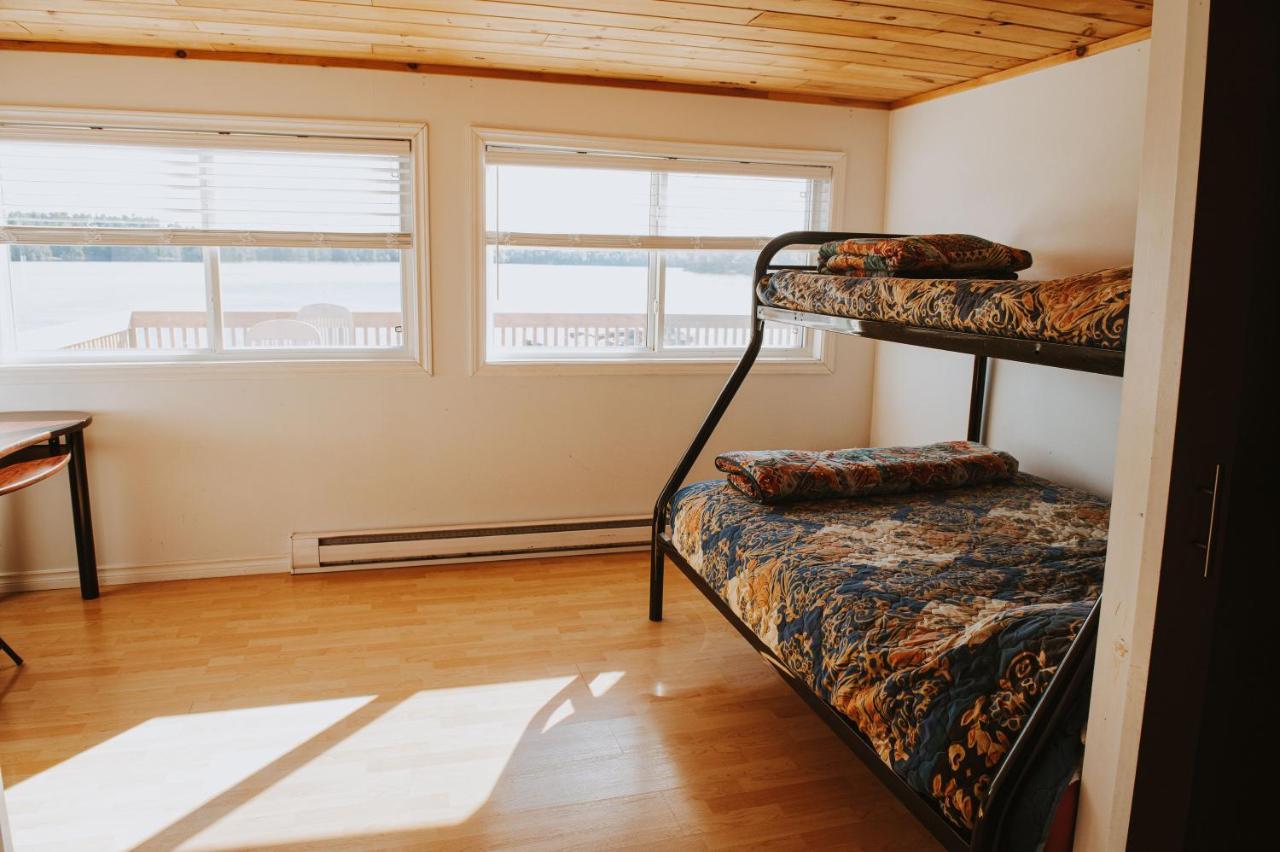 Lang Lake Resort Espanola Extérieur photo