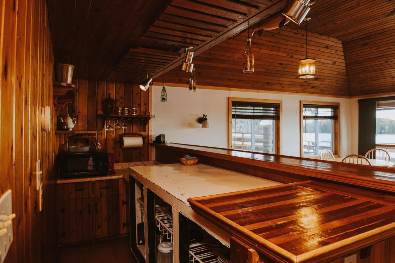 Lang Lake Resort Espanola Extérieur photo