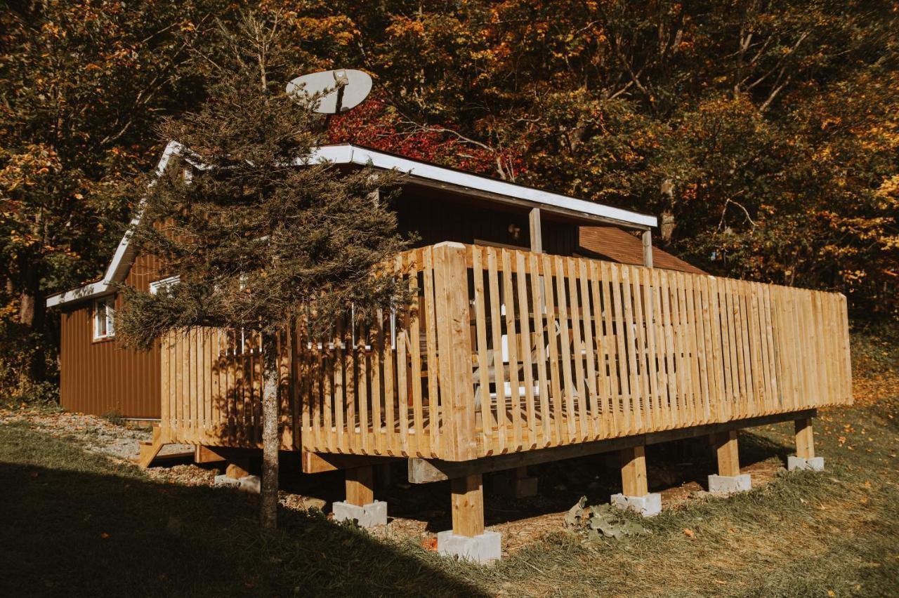 Lang Lake Resort Espanola Extérieur photo