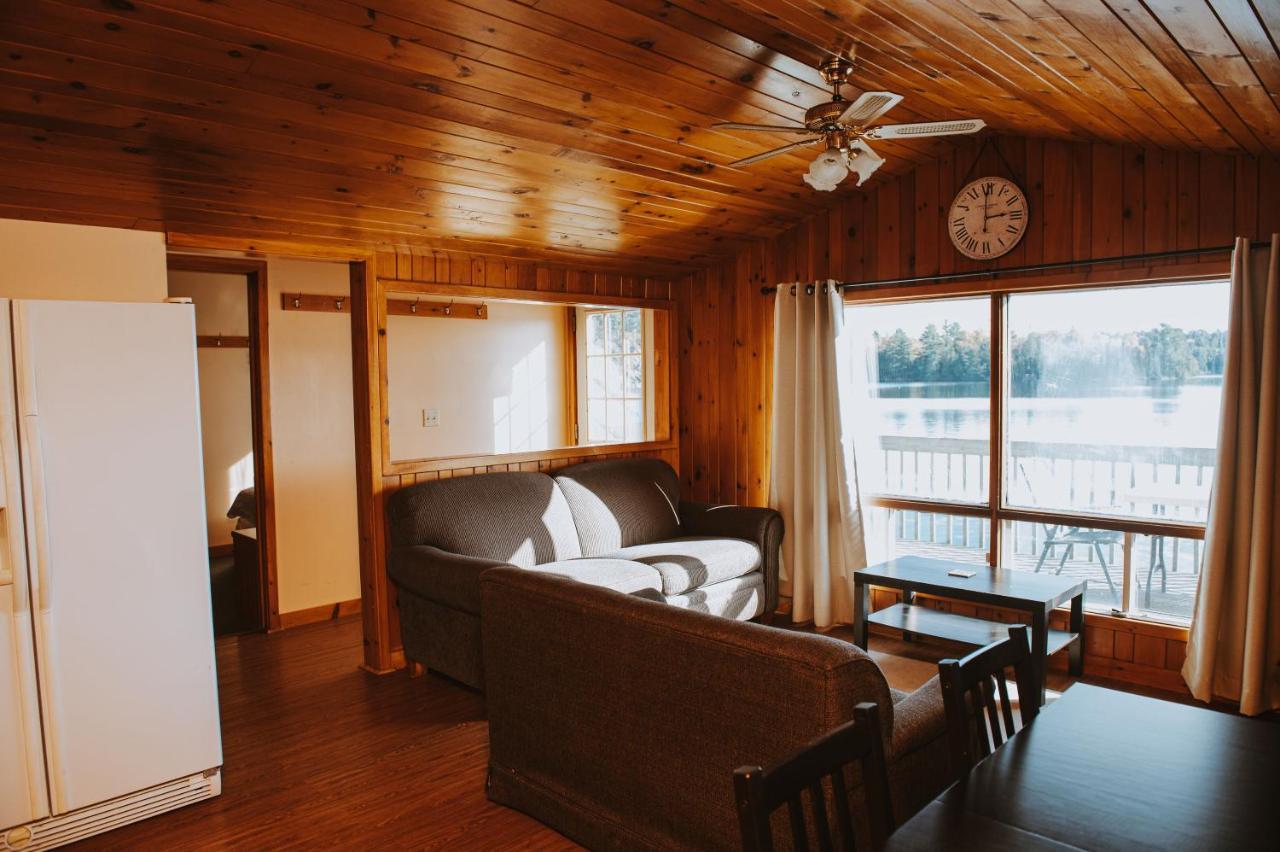 Lang Lake Resort Espanola Extérieur photo