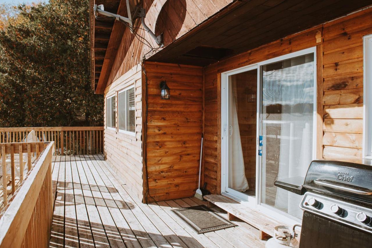 Lang Lake Resort Espanola Extérieur photo