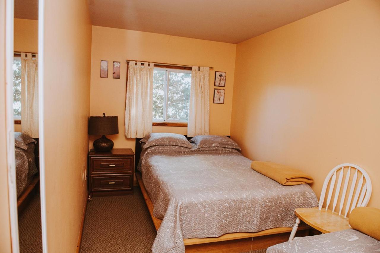 Lang Lake Resort Espanola Extérieur photo