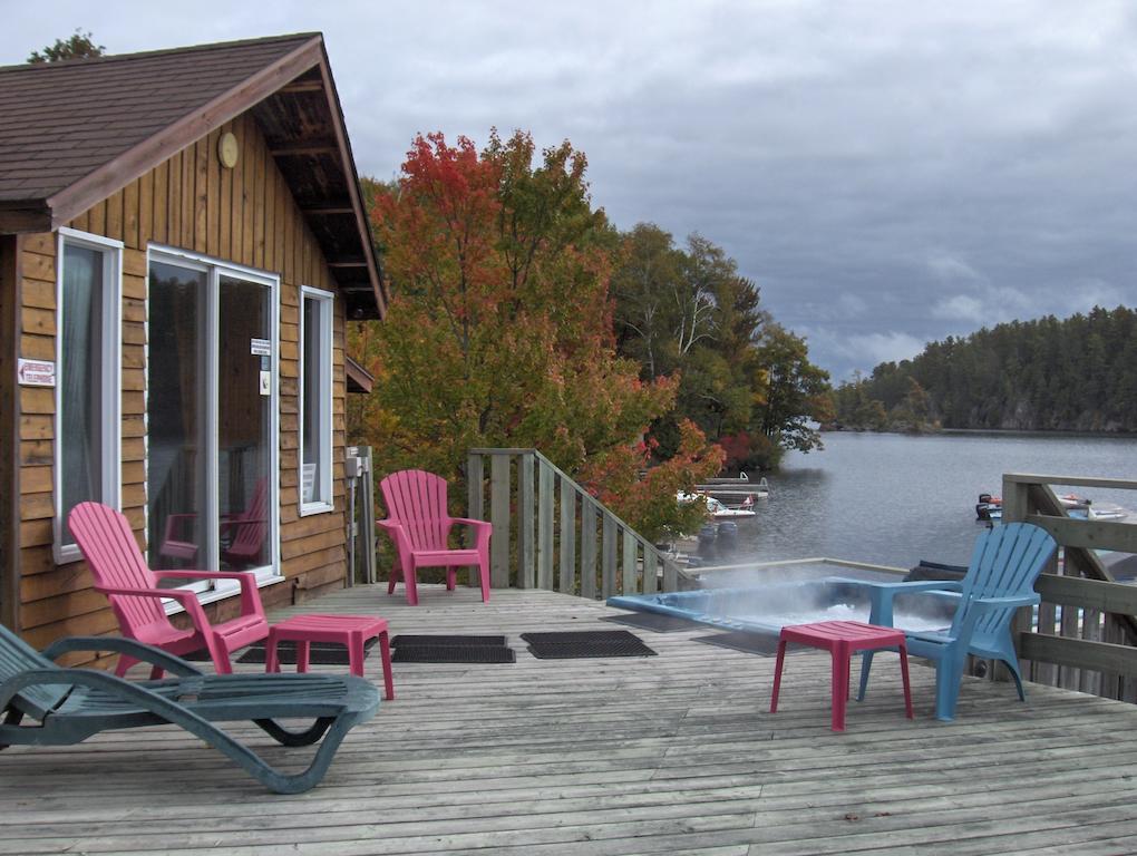 Lang Lake Resort Espanola Extérieur photo