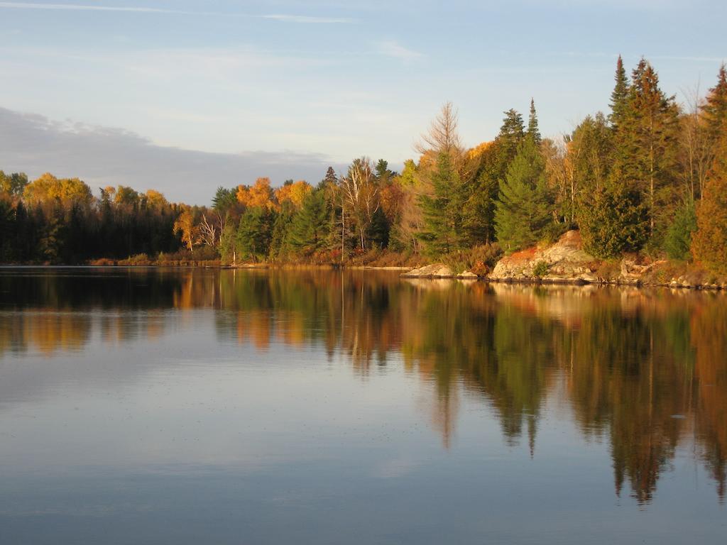 Lang Lake Resort Espanola Extérieur photo